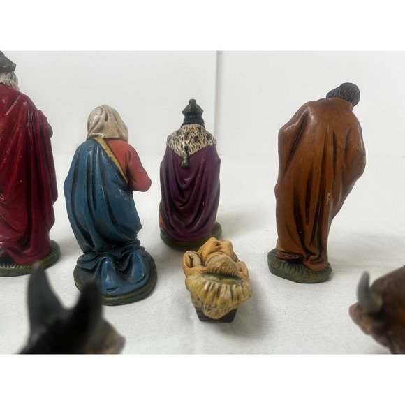 Vintage 9 Piece German Nativity Scene Figures Plastic Hand Painted - Picture 7 of 16